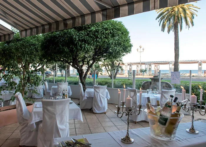 Hôtel Le Royal Promenade des Anglais Nice